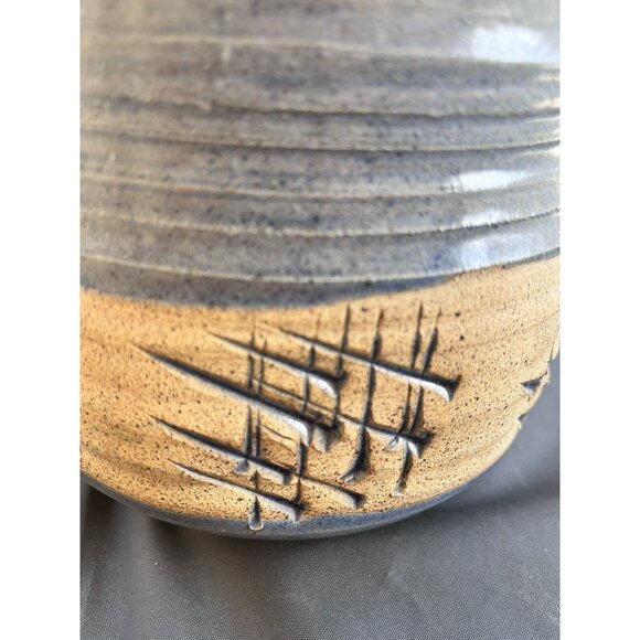Sign Davis Art Pottery Jar w Lid Sandstone Glaze Stoneware Hand Thrown Blue Tan - Picture 4 of 11